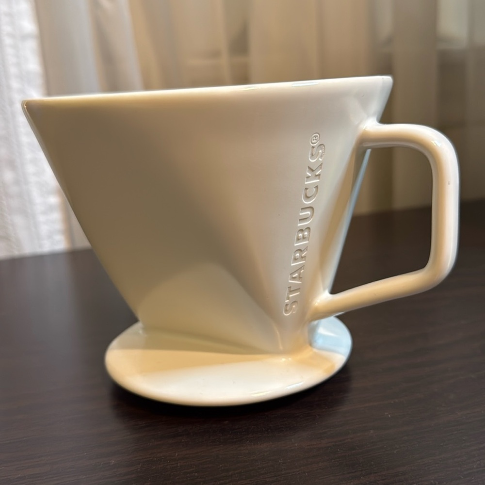 Starbucks 
Ceramic Pour Over Cone